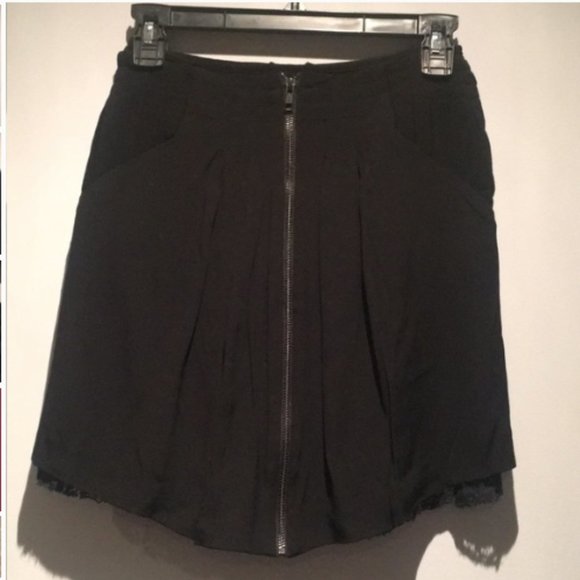 The Kooples - black+blue lace mini skirt, size S - Picture 2 of 7